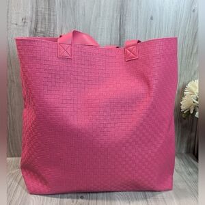 Bath & Body Works Hot Pink Woven Tote Bag  Woven Textured Large Carry All Beachy